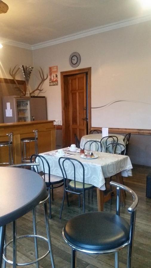Hotel Oberland Le Bourg-dʼOisans Eksteriør billede