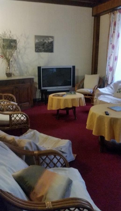 Hotel Oberland Le Bourg-dʼOisans Eksteriør billede